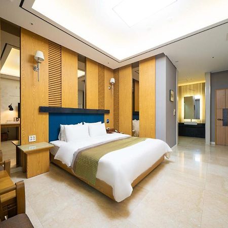 Hotel Core Naju Buitenkant foto