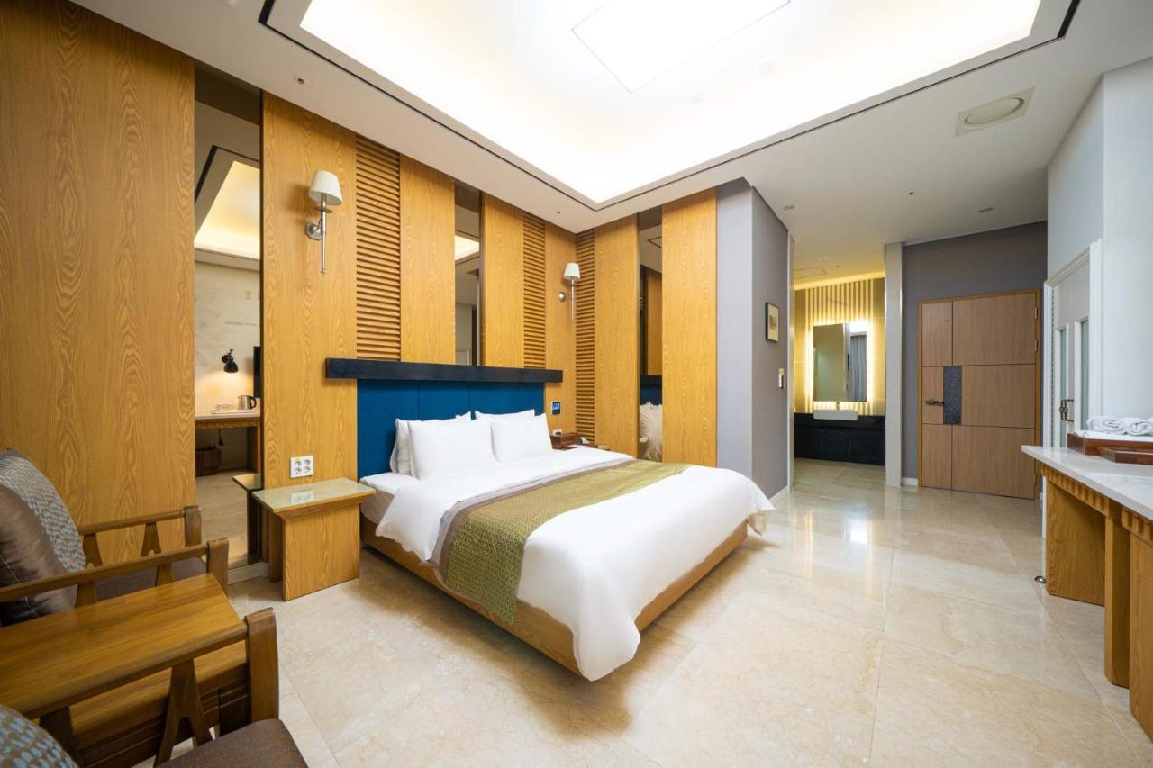 Hotel Core Naju Buitenkant foto