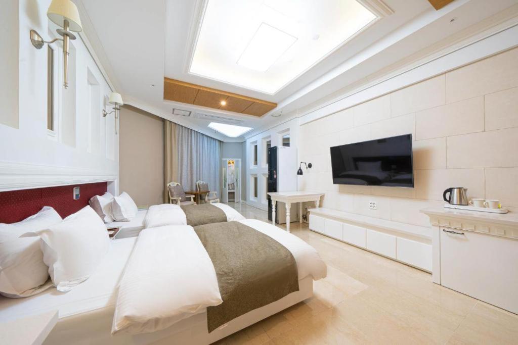 Hotel Core Naju Buitenkant foto