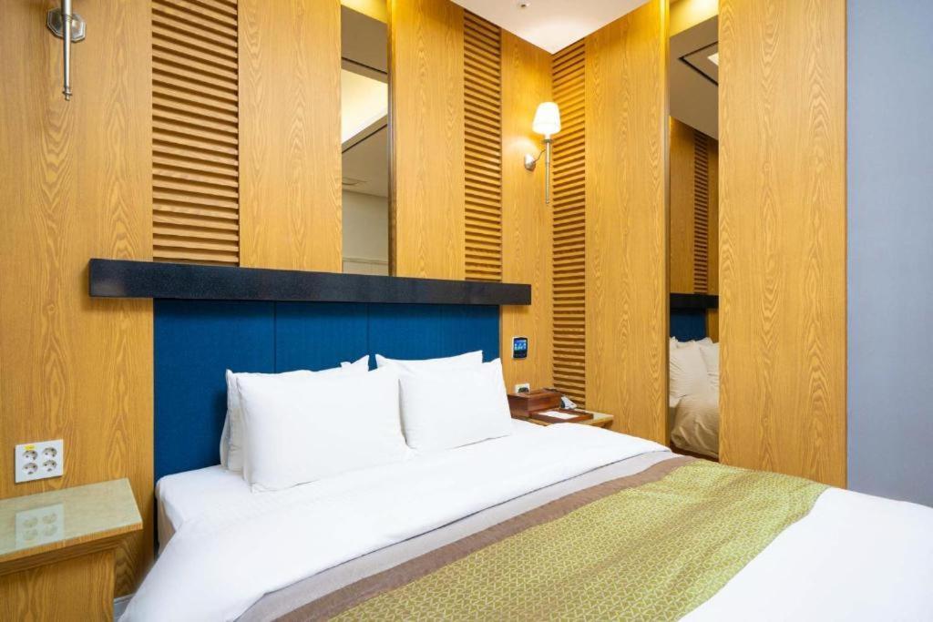 Hotel Core Naju Buitenkant foto